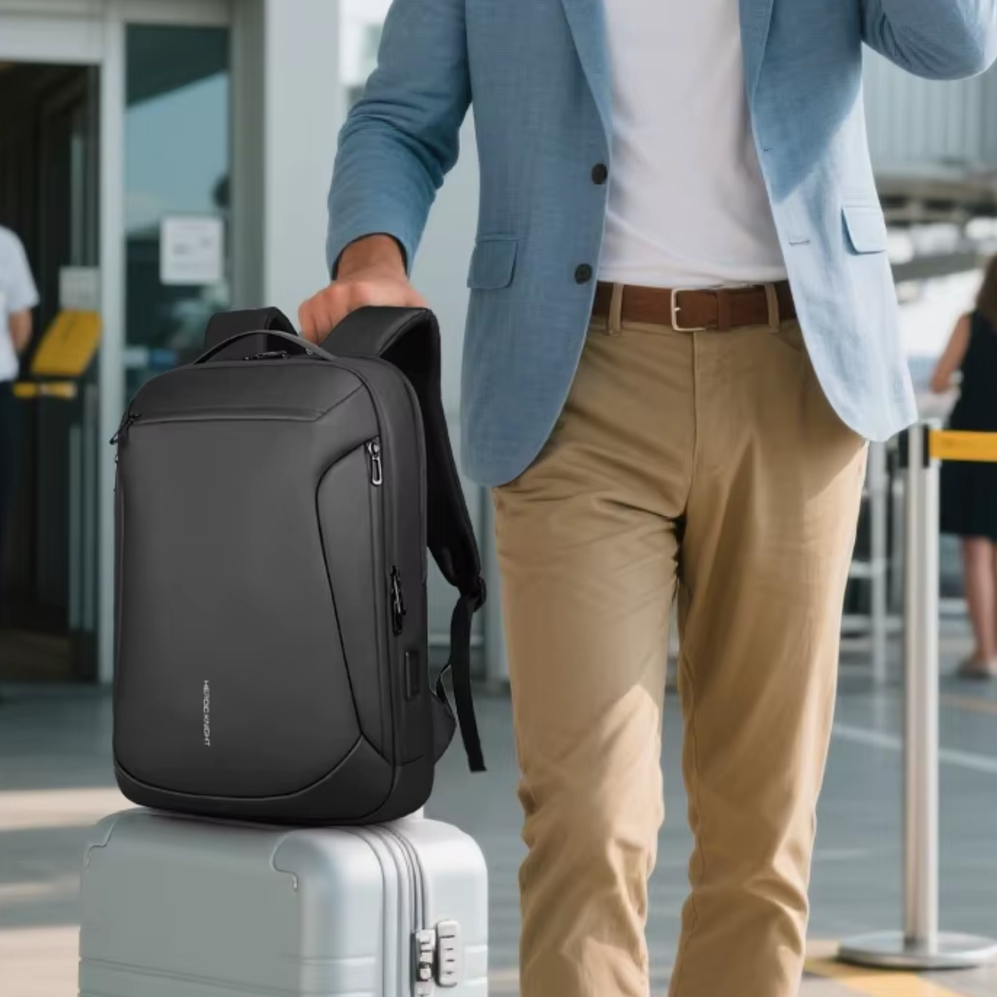 Mochila URBAN SHIELD PRO Antirrobo USB para Laptop